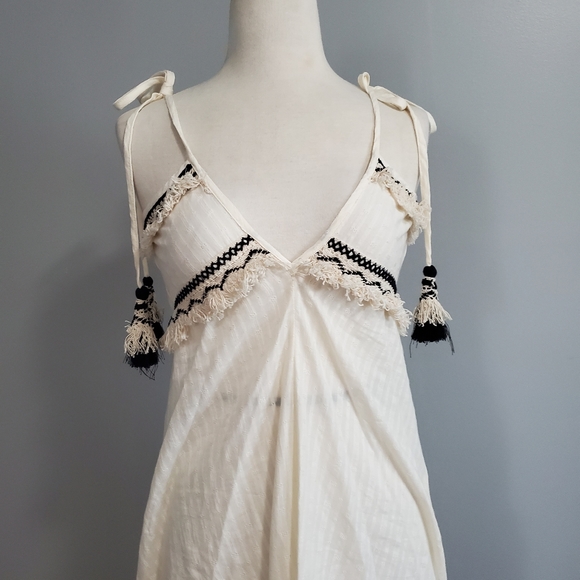 Q&A Cover up or Dress Size XS - Picture 3 of 6